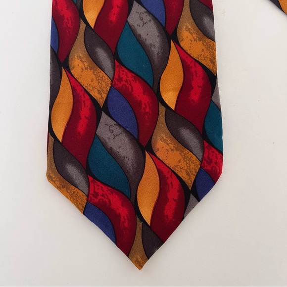 JERRY GARCIA PATTERNED SILK TIE - Picture 7 of 9